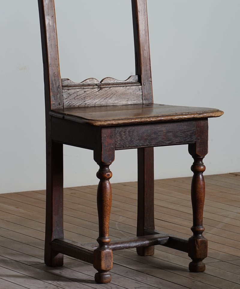 フランスアンティーク　ロレーヌチェア　剥離　ロレーヌ地方　絵になる椅子　絵画 フランスアンティーク ロレーヌチェア 剥離 ロレーヌ地方 絵に