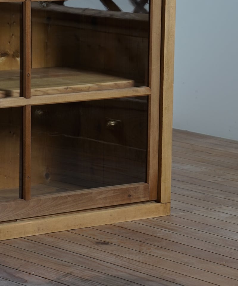 ガラス戸棚・3段 | 鯨オーケストラ