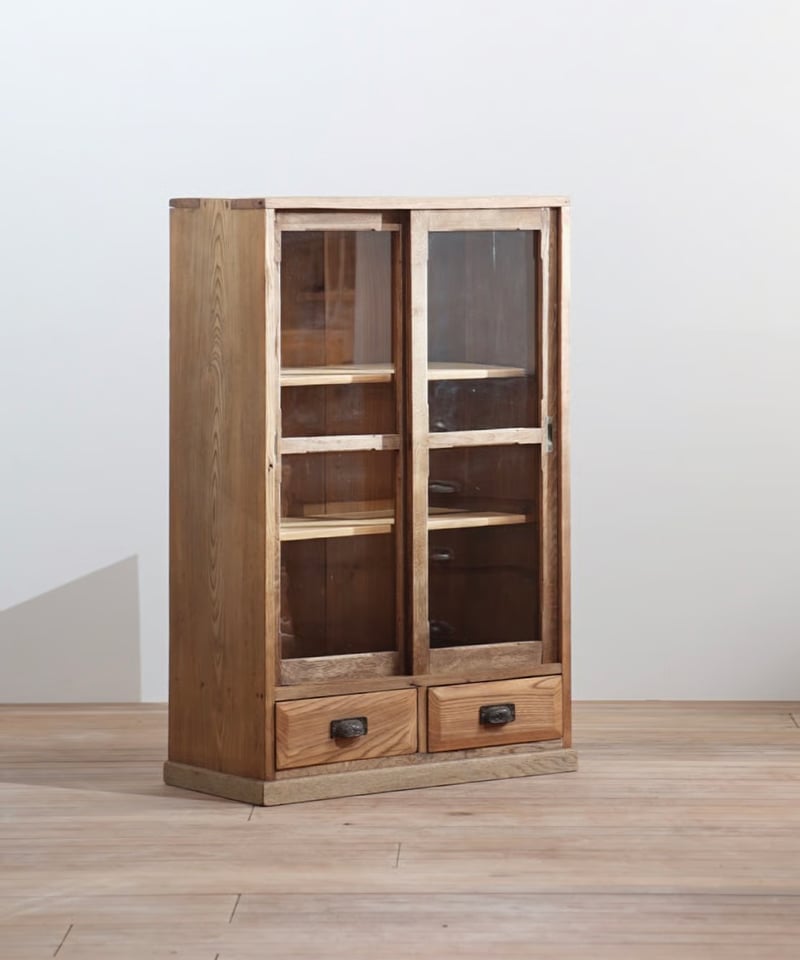 ガラス戸棚 | 鯨オーケストラ