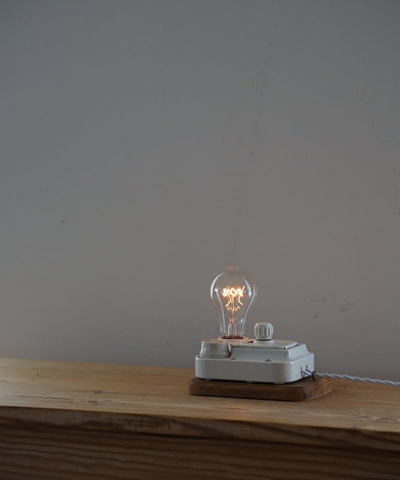 USA製 陶器スイッチ照明 | 鯨オーケストラ