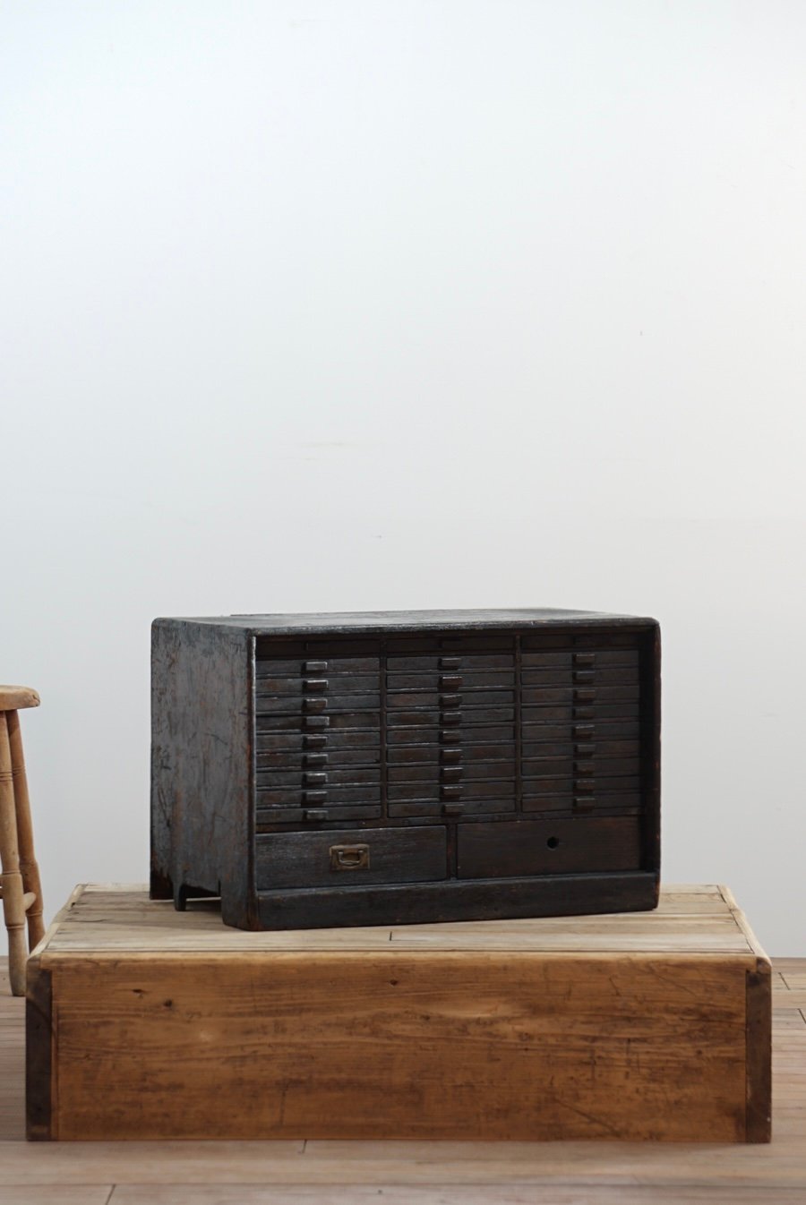 眼鏡屋の引き出し収納棚 | 鯨オーケストラ