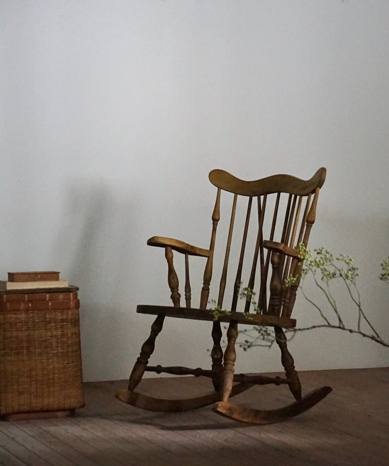 ＊くろいぬ＊一点物＊リメイクパッチワークデザイン＊ロッキングチェア＊ 一点物＊リメイクパッチワークデザイン＊ロッキングチェア＊世界