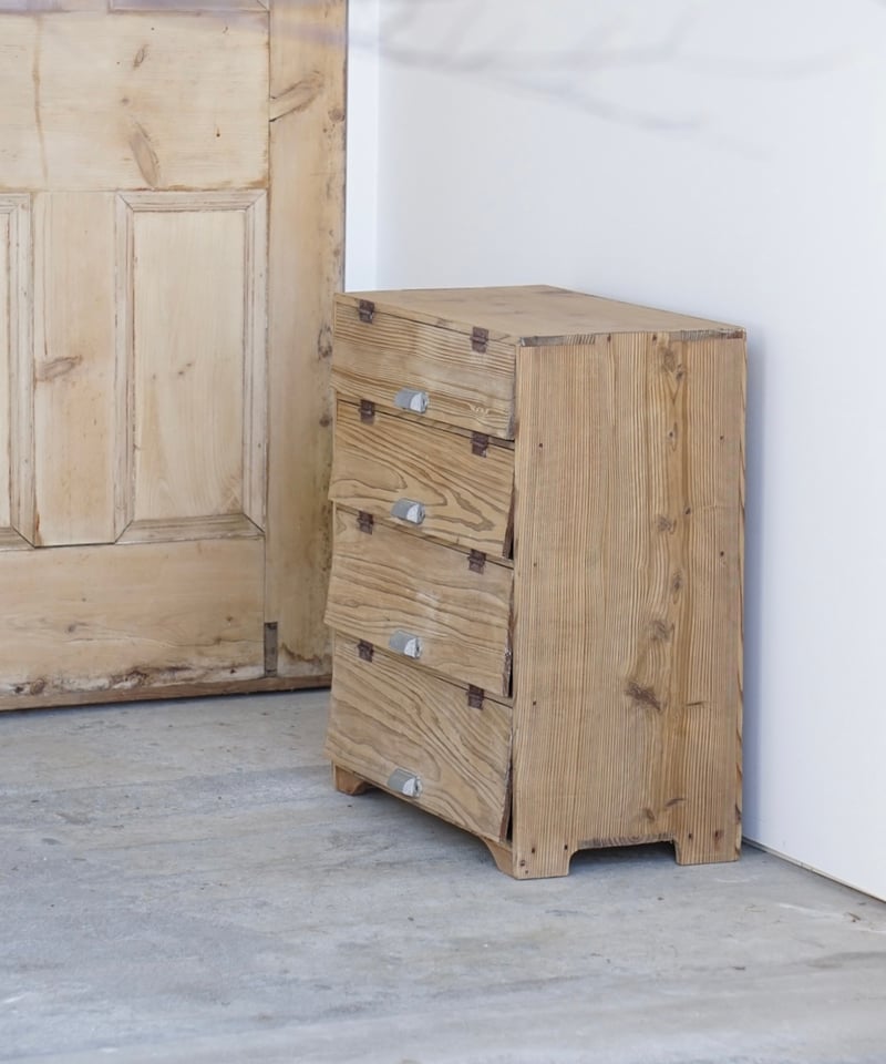 小ぶりなパタパタ収納棚 | 鯨オーケストラ