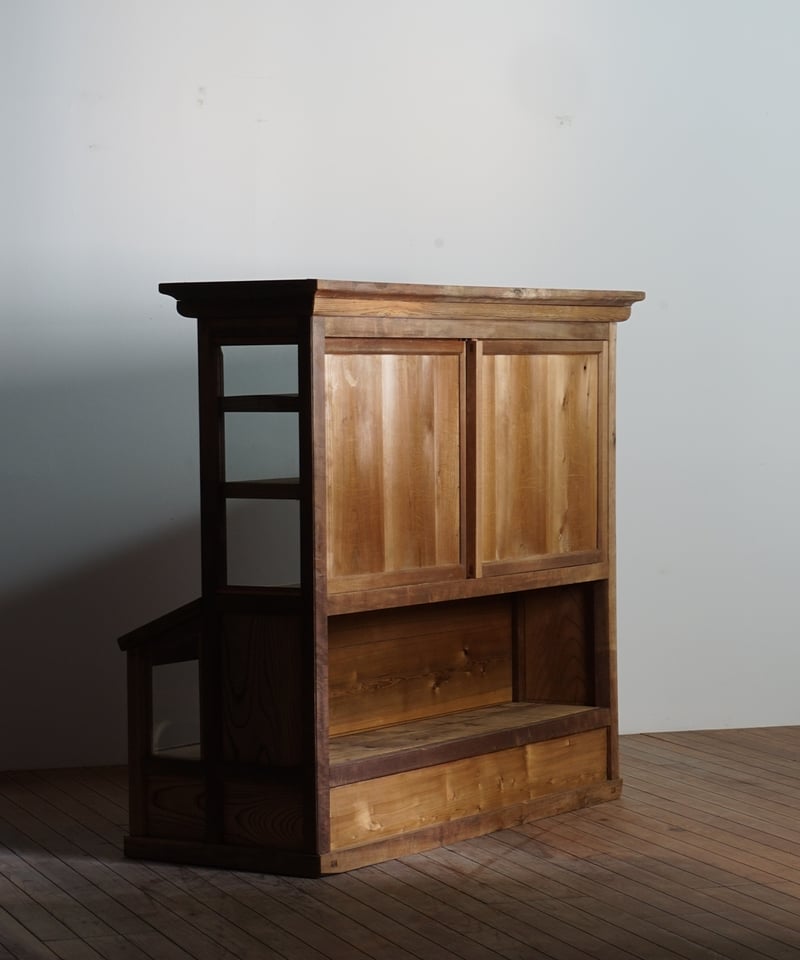 煙草屋 ガラスショーケース | 鯨オーケストラ