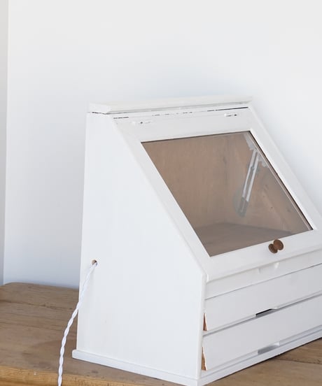 小さな舞台のようなショーケース