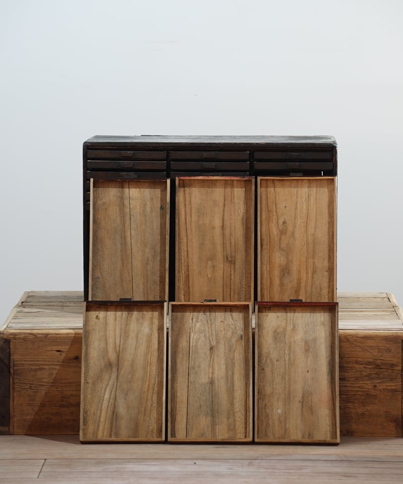 眼鏡屋の引き出し収納棚 | 鯨オーケストラ