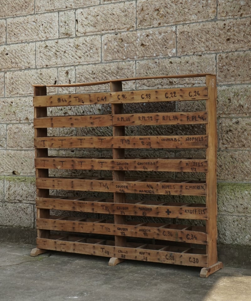 フランスアンティーク クラシック4段木製シェルフ フランスアンティーク 木製シェルフ | 鯨オーケストラ