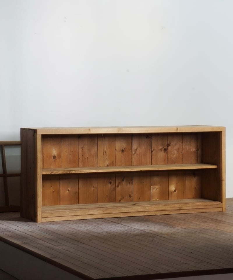 ガラス戸棚 ガラス戸棚」 W878 H826 D363 黒塗装のガラス戸棚。 オリジナルの