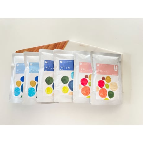 12ヶ月頃～　WHYTROPHY BLUE×おそとごはん（3種6食）GIFT SET