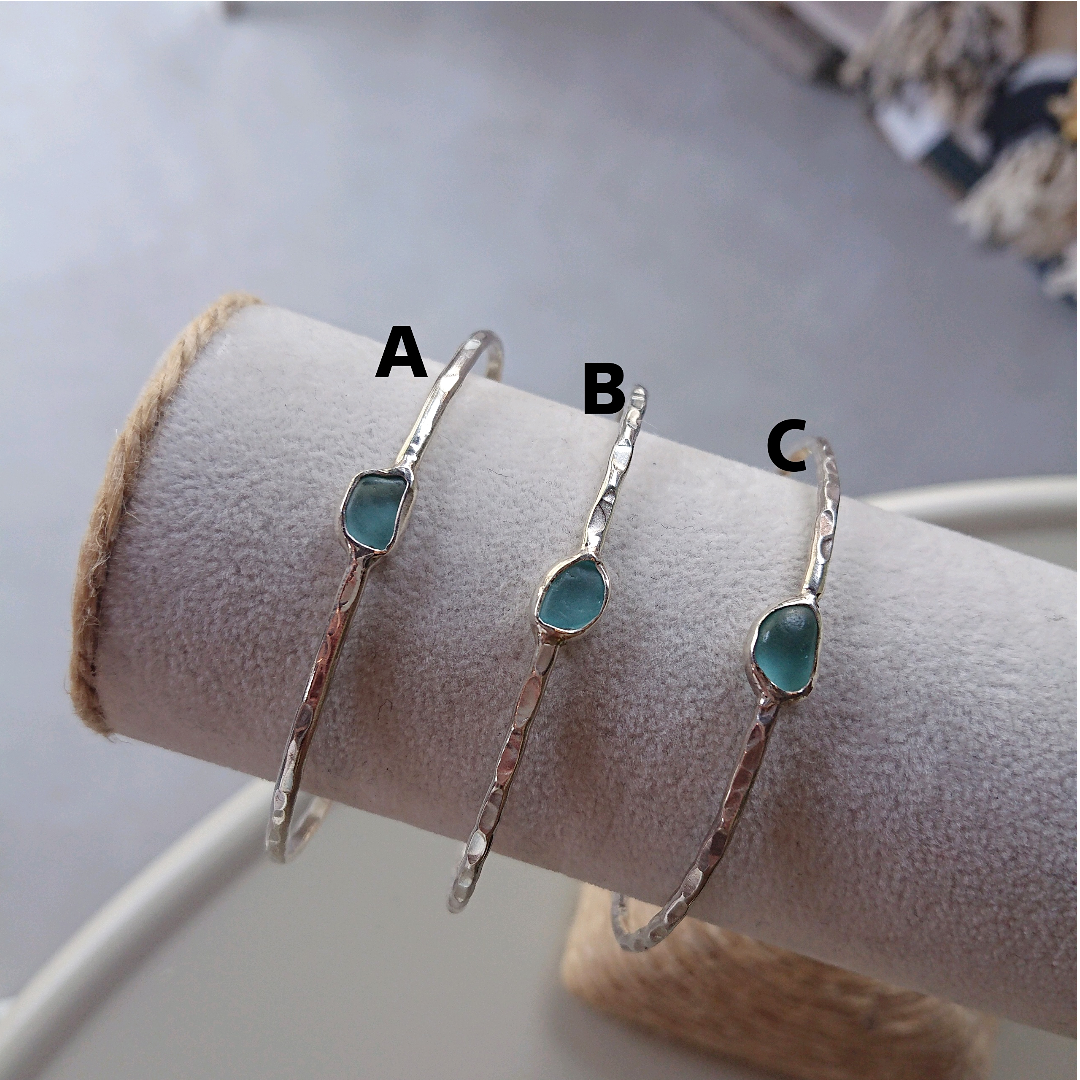 betty belts/シーグラスバングルLeilani | with shore