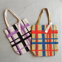 beej(ビージ)/ループ刺繍トートバッグ