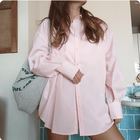 刺繍入りオーバーサイズシャツ