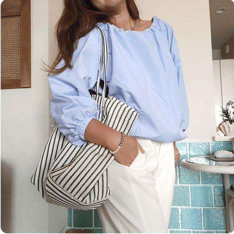 オフショルバルーントップス