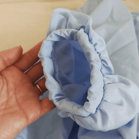 オフショルバルーントップス