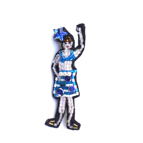 スイムガール . swimming girl  | ビーズブローチ hand made beads brooch