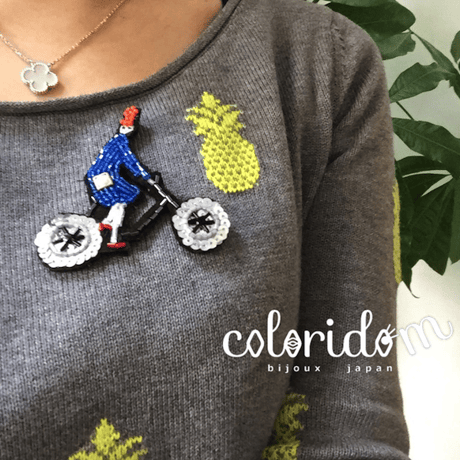 自転車ガール a bicycle rider | ビーズブローチ hand made beads brooch