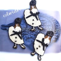 白いワンピースのパリジェンヌ white dress girl | ビーズブローチ Hand made beads brooch