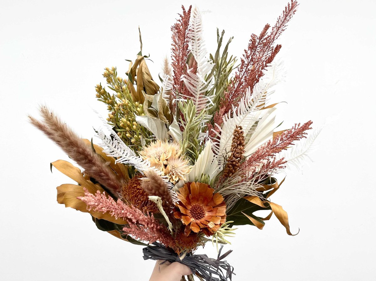 西麻布】Workshop：秋色のドライフラワースワッグ【 2021年9月23日 (木