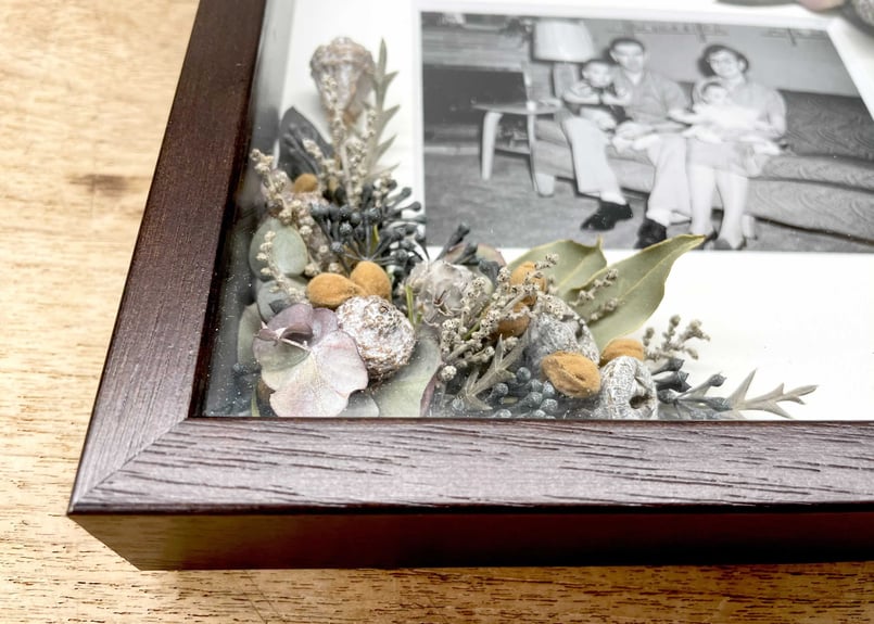 ドライフラワーのフォトフレーム Natural (22cm×22cm) | Glanet