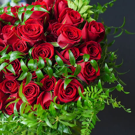 【プロポーズ用/3日前までオーダー必須】108本の赤薔薇の花束