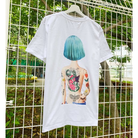 RARETE (ラルテ) 人形 後ろ姿 Tatoo  Tシャツ  ホワイト  星柄 star  バックプリント　ボックスロゴ