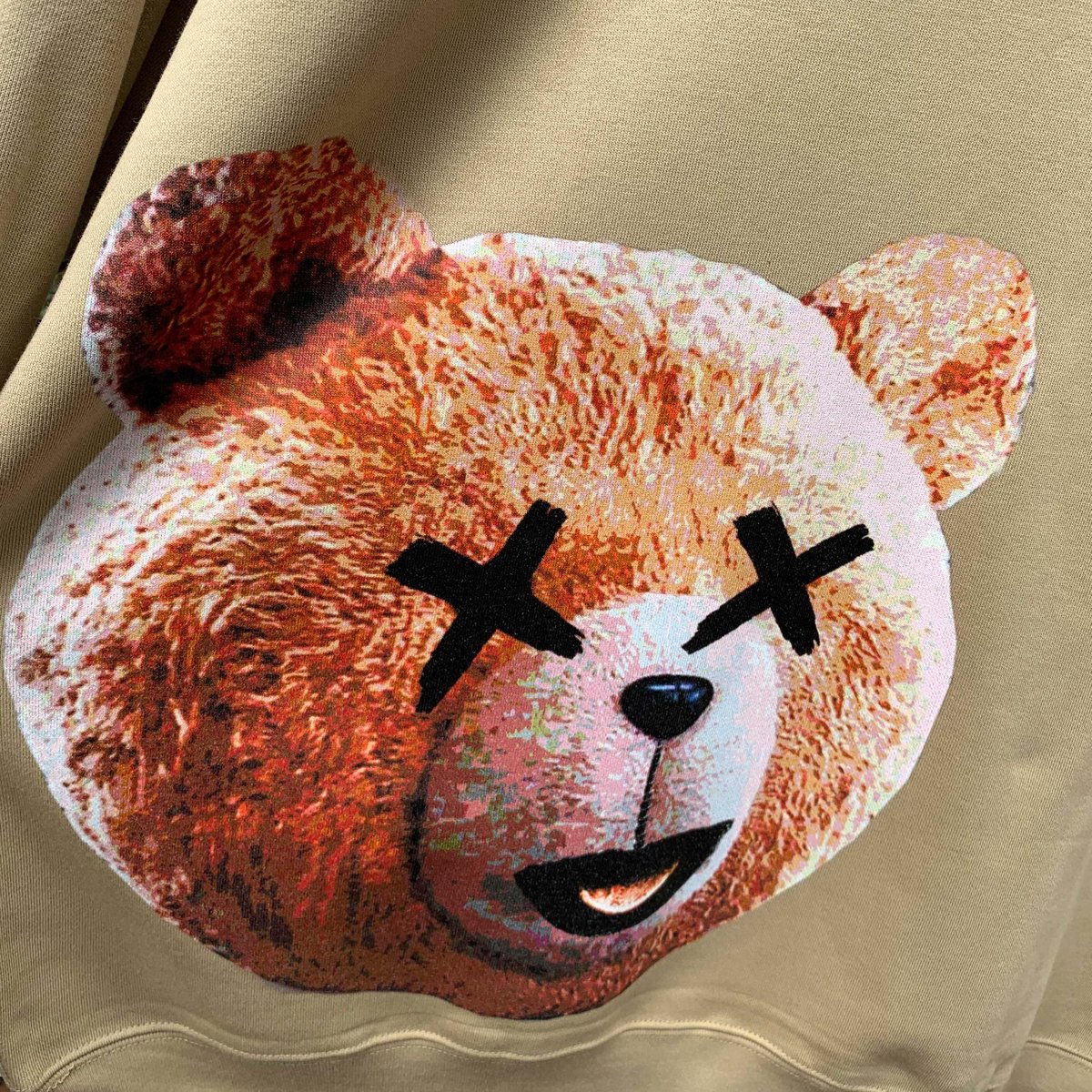 お茶様スウェットベージュ、くまてーs スウェットメンズ クマの刺繍入り レトロ調スウェット ベージュ
