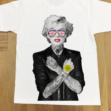 RARETE (ラルテ)    マリリンモンロー イギリス サングラス   Tシャツ ホワイト   星柄 star