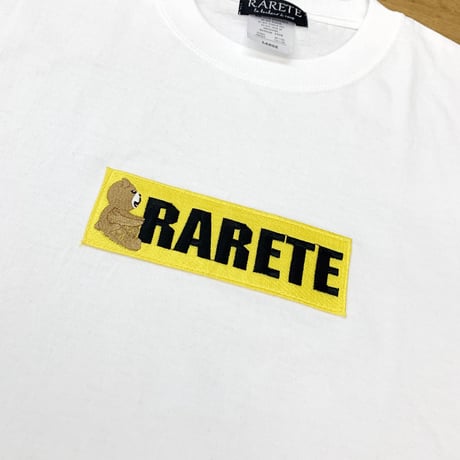 RARETE (ラルテ) ボックスロゴ テディベア ホワイト  Tシャツ