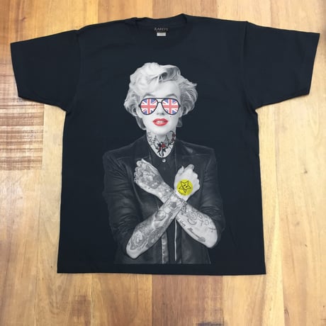 RARETE (ラルテ)   マリリンモンロー イギリス サングラス タトゥー Tシャツ  ブラック  星柄