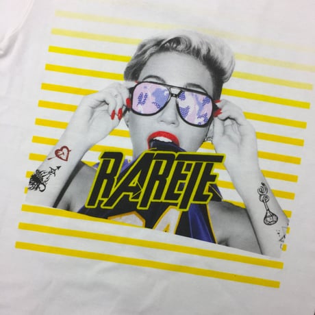 RARETE (ラルテ) マイリ―サイラス 迷彩 サングラス Tシャツ  ホワイト  星柄 star
