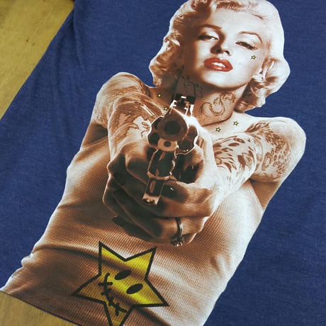 RARETE (ラルテ)  マリリン モンロー 構え  Tシャツ ネイビー  星柄 star