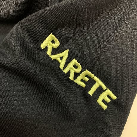 RARETE (ラルテ) ZIP あっかんべー 刺繍  パーカー ブラック