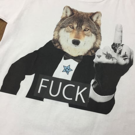 RARETE (ラルテ)   オオカミ  ファック ポーズ タトゥー  Tシャツ  ホワイト 星柄 star
