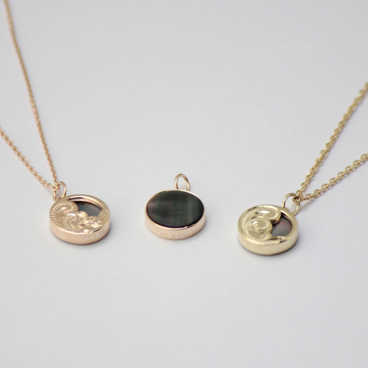 Hina Pendant（ブラックシェル） | Wailea