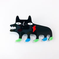 クロウマのブローチ
