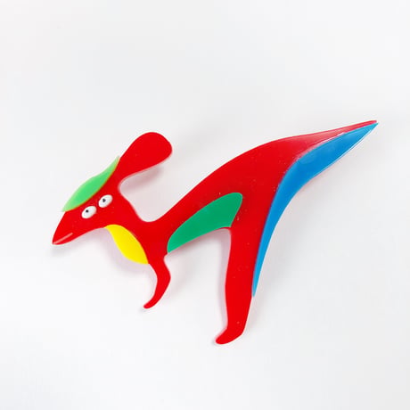 マエカガミロロフスのブローチ