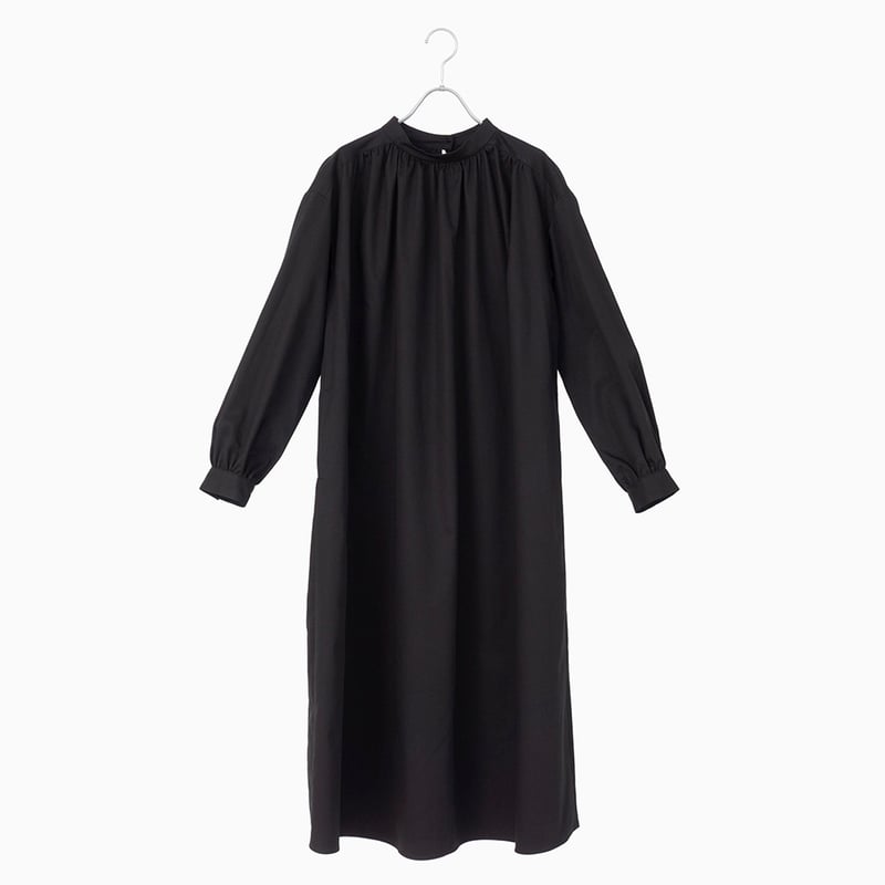 245265 コットンツイルハイネックギャザーワンピース | Manna 245265 コットンツイルハイネックギャザーワンピース | Manna