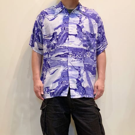 1950's DISTINCTIVE Sportswear Rayon Hawaian S/S Shirt