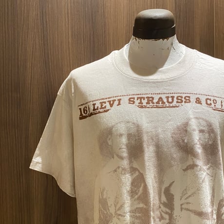 1990's Levi's Printed Tee Deadstock