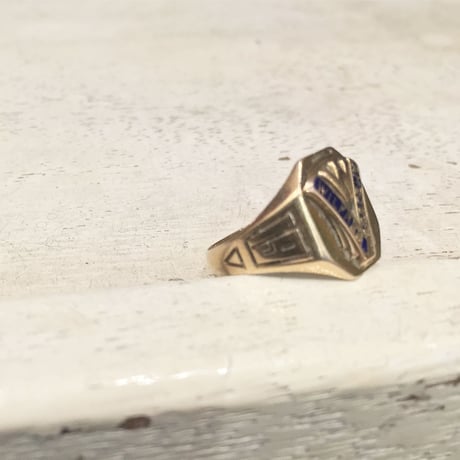 1940's WILFRED ACADEMY College Ring