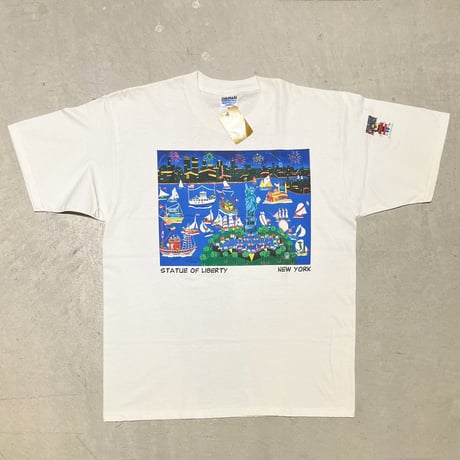 1990's GILDAN Printed Tee Deadstock