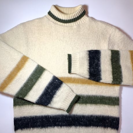 1960's PURITAN Mohair Turtleneck Sweater