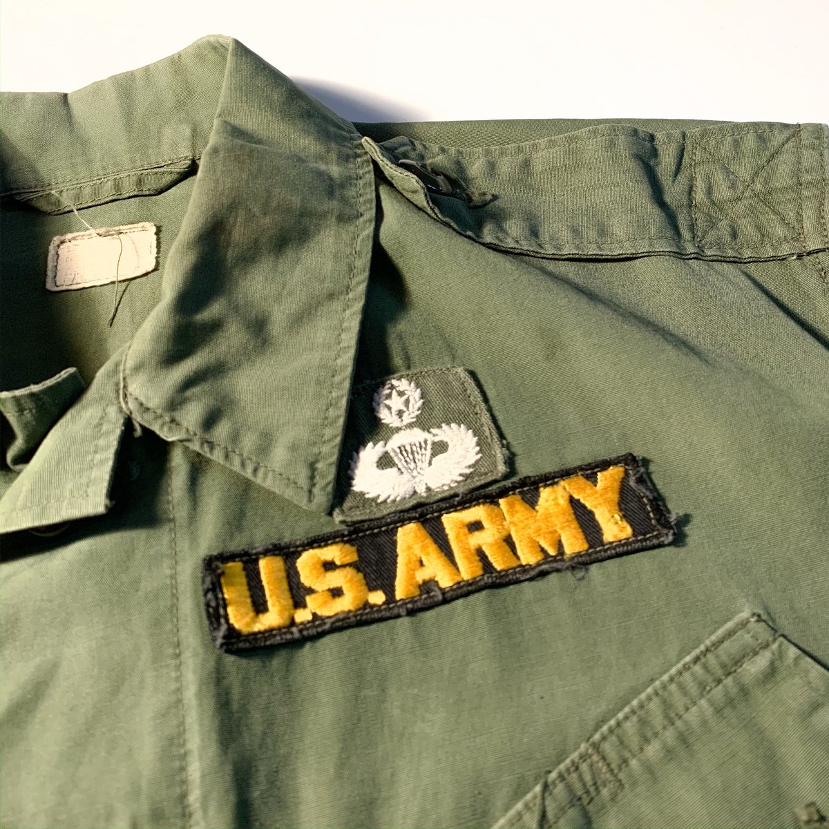 ジャケット・アウター us army jungle fatigue jacket 1st type 60's U.S.ARMY JUNGLE FATIGUE JACKET 1st MODEL S-R NOS
