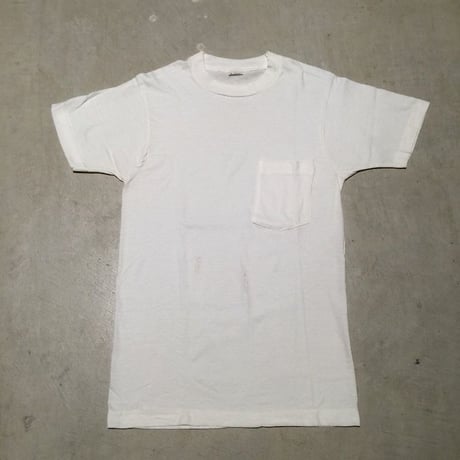 1980's FRUIT OF THE LOOM Pocket Tee Deadstock