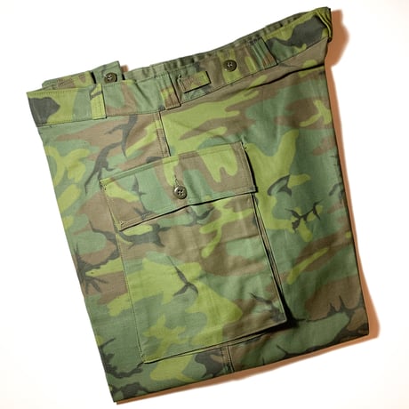 1960〜70's Civilian Leaf Camo Trousers Deadstock