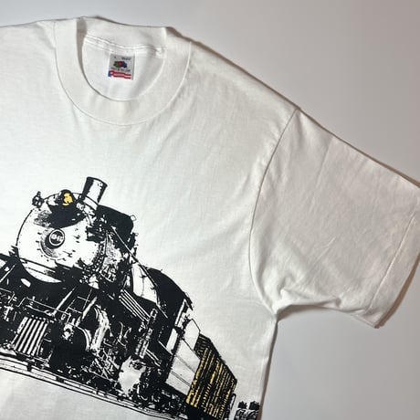 1990's FRUIT OF THE LOOM Printed Tee