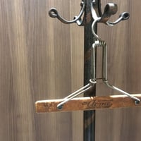 1900's〜 The Acme Hanger