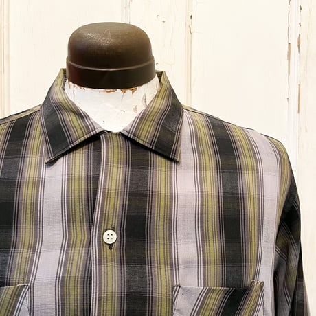 1960's CREASE RESISTANT Rayon L/S Shirt