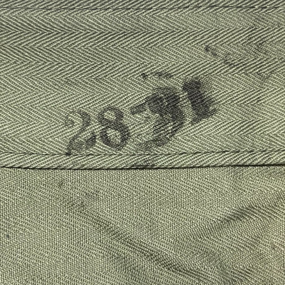 661b6efec56f48481e1332d2
