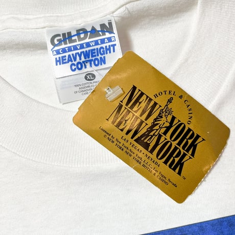 1990's GILDAN Printed Tee Deadstock
